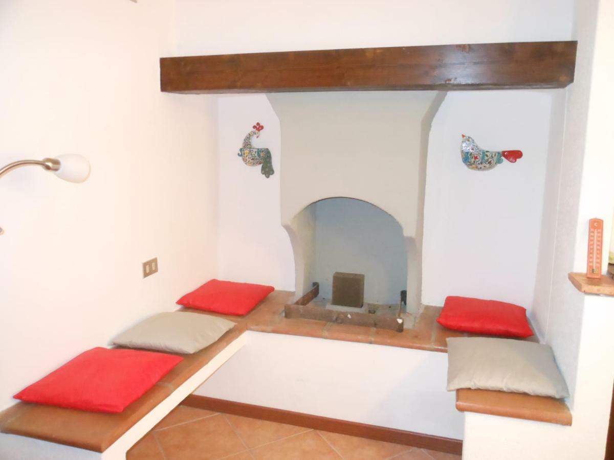 Il Vecchio Cortile Mandello del Lario Exterior foto