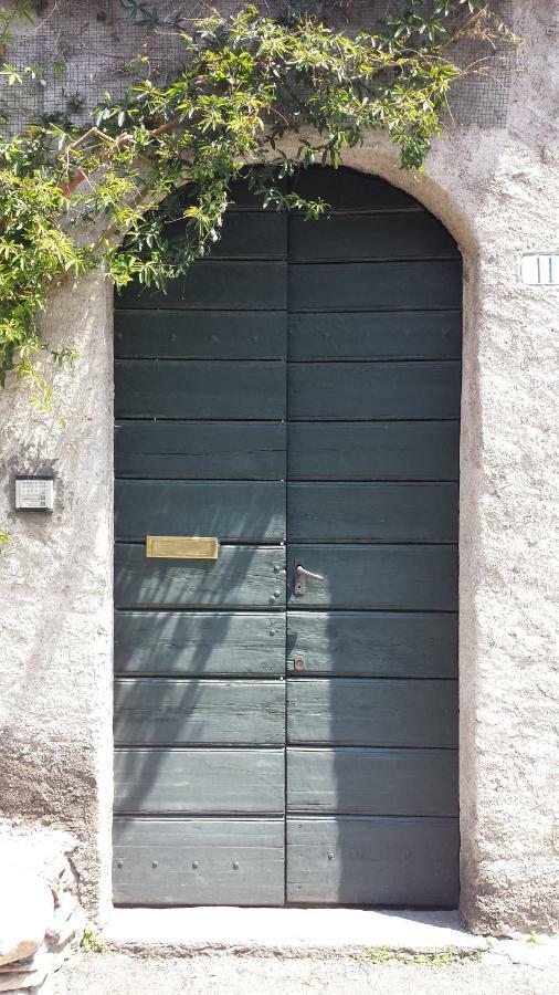 Il Vecchio Cortile Mandello del Lario Exterior foto